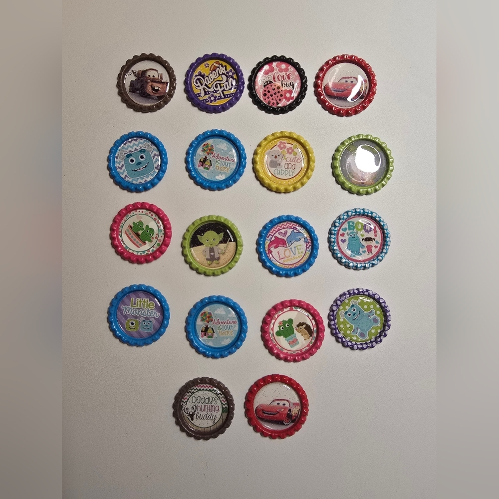 18 Assorted Colorful Bottle Caps Crafting [ Read Details ]